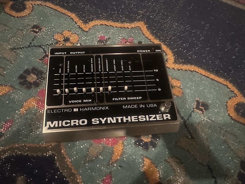 Electro-Harmonix Micro Synthesizer