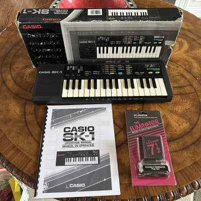 Casio SK-1 Legendary Vintage 1985 32-Key Sampling Keyboard IOB - Black
