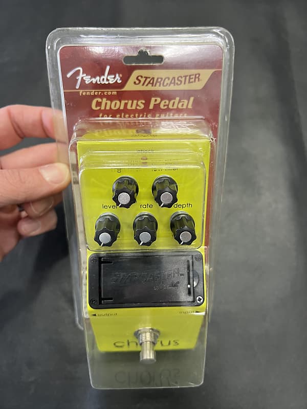 Fender Starcaster Chorus Pedal 2000s - Yellow- Sealed in box image 1