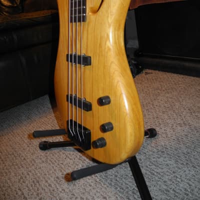 Drake Custom Basses 4 String Bass image 5