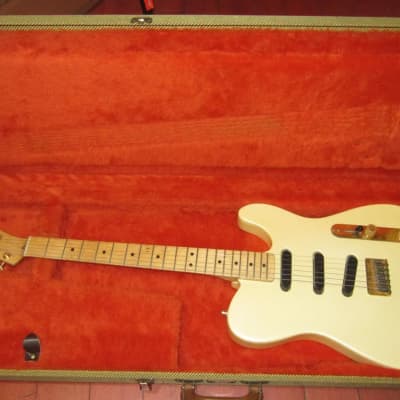 1990 Fender James Burton Signature Telecaster Pearl White w/ Original Tweed Case image 3