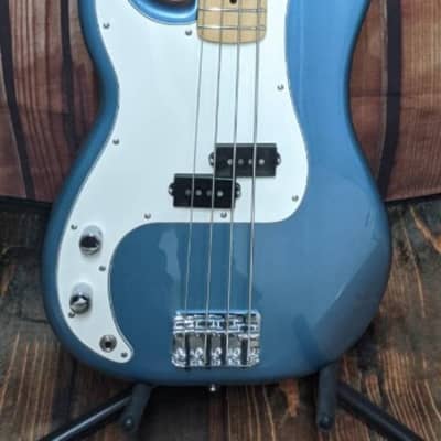 Fender Player Series 4-String Left-Handed Electric Precision Bass Tidepool - MIM image 7
