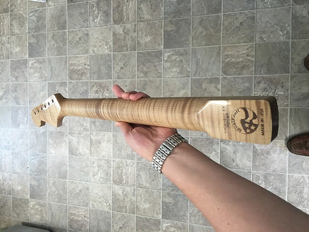 Musikraft Strat Neck: Roasted 4A Flame Maple, Madagascar RW
