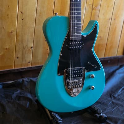 Carparelli Classico S Electric Guitars - Seaform Metallic *showroom condition image 1