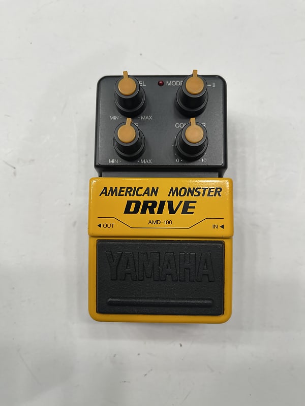 Yamaha AMD-100 American Monster Drive Distortion Guitar