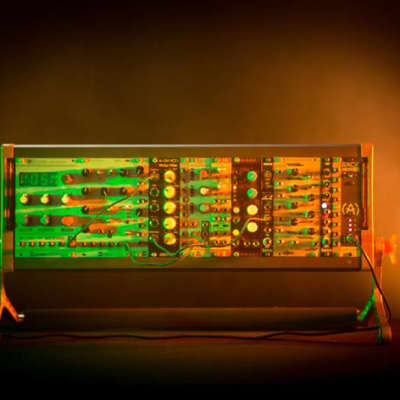 Arturia RackBrute 3U Eurorack modular case | Portable image 4