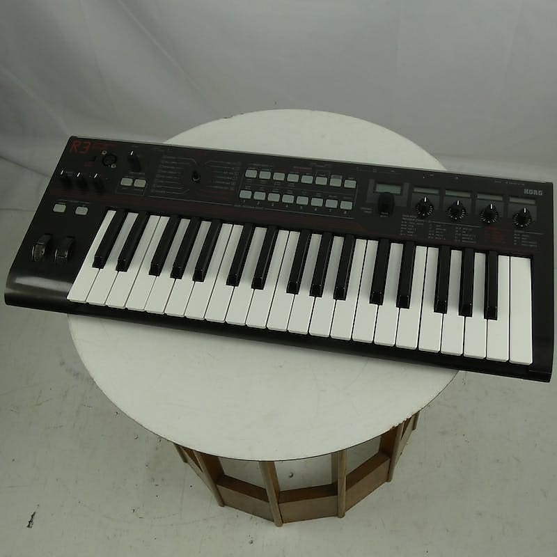 Akai Ito Scan 1 Vf Used Korg R3 W/PWR Controllers 49-Key | Reverb