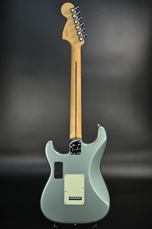 Fender Mexico Deluxe Roadhouse Stratocaster Mystic Ice Blue