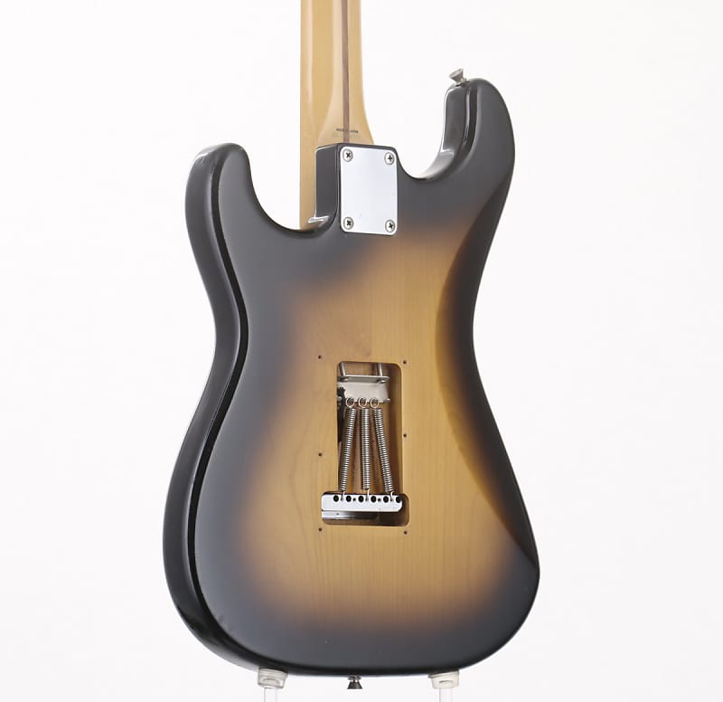 FENDER JAPAN ST57-900 2Tone Sunburst [SN J026735] [06/02