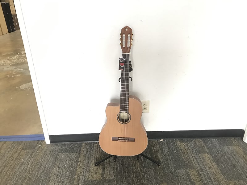 Ortega Left Handed R131L Family Series Pro Nylon String Acoustic