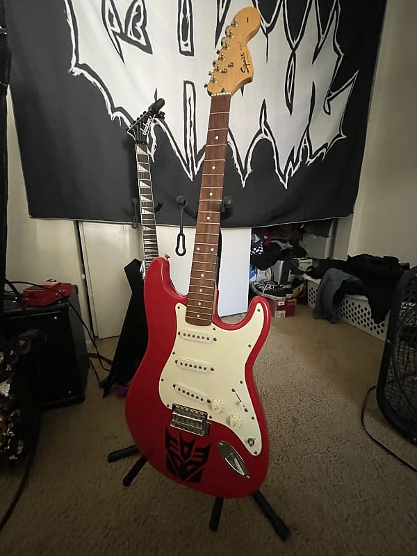 Squier Stratocaster スタンダードシリーズ Fender Squier Series Standard Stratocaster Torino Red 1994