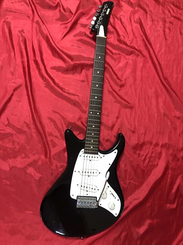 YAMAHA SS300 Black Japan Vintage 1983 Electric Guitar | Reverb