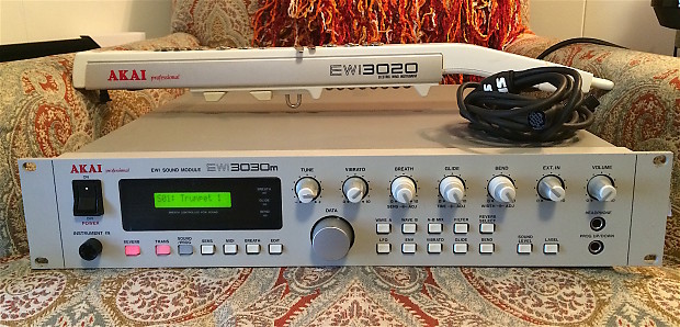 Akai EWI 3030m Synth Module with 3020 Wind Controller - RARE