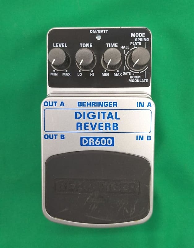 Behringer DR600