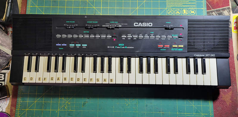 Vintage Casio MT-240 Casiotone Keyboard 1980's Midi In/Out, Sounds Superb!