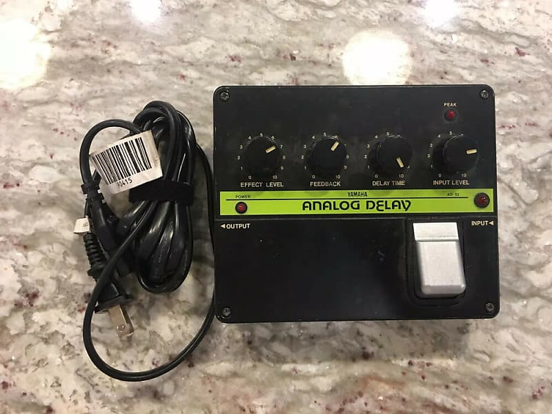 YAMAHA AD-10 Analog Delay MN3005 日本製 Rare 80s Yamaha AD-10 Analog Delay BBD Guitar Effect Pedal