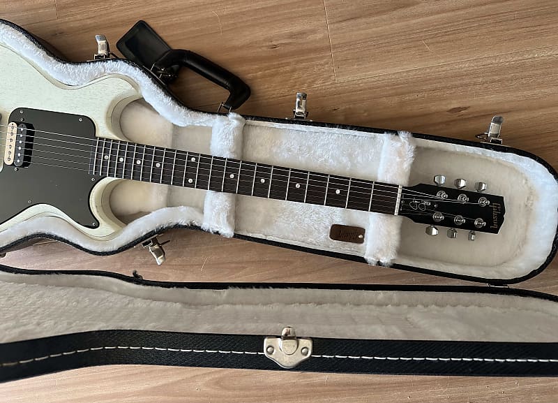 Gibson Joan Jett Signature Melody Maker | Reverb Australia Gibson Joan Jett Signature Melody Maker | Reverb Australia