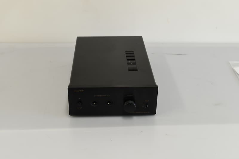 Music Hall PH25.2 Hybrid Headphone Amp  			
