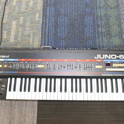 Roland Juno 60 Synthesizer