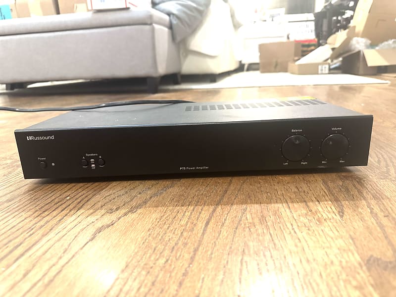 Russound  P75 Stereo dual-source power amplifier w. Evergreen AudioQuest Evergreen RCA Plugs  			