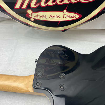 Yamaha AEX520 aex 520 Semi-Hollowbody Guitar - Black image 18
