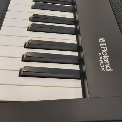 Roland FP-60X 88-Key Digital Portable Piano