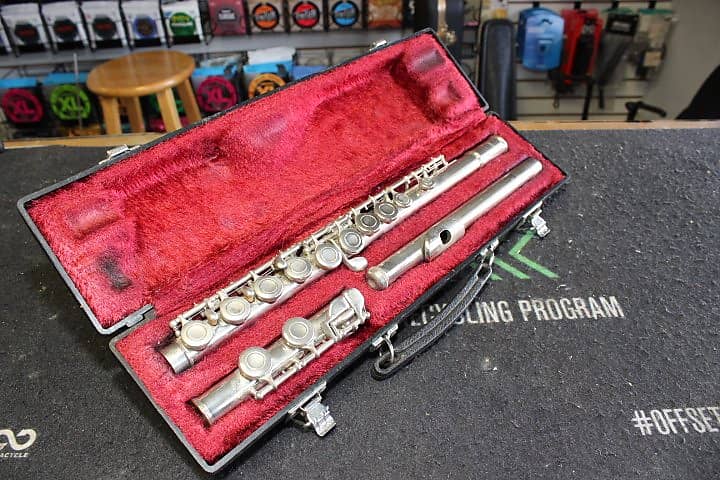 Yamaha Flute YFL225N Used Outfit