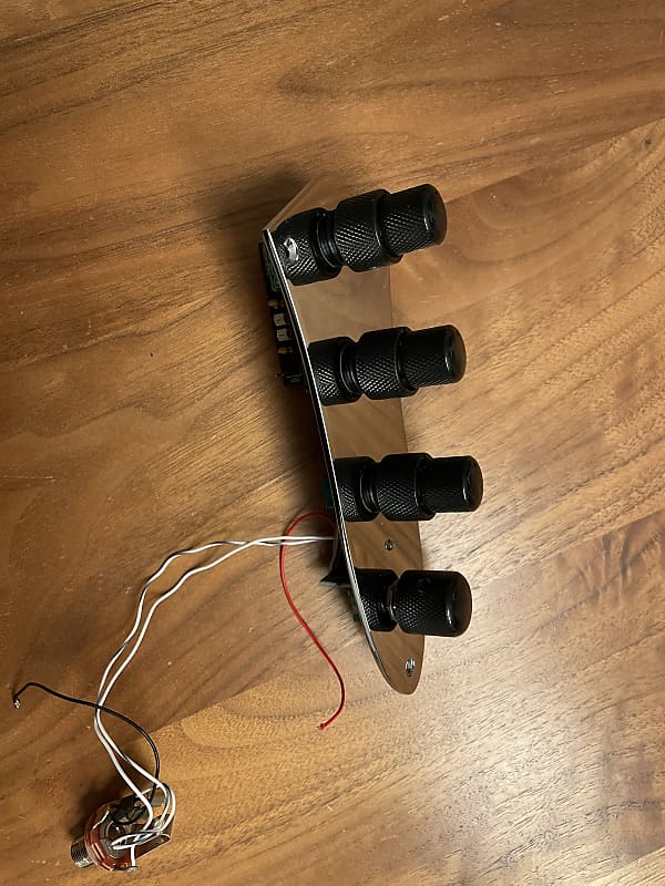 Audere Pro JZ6D Active Jazz Bass Preamp plate Reverb