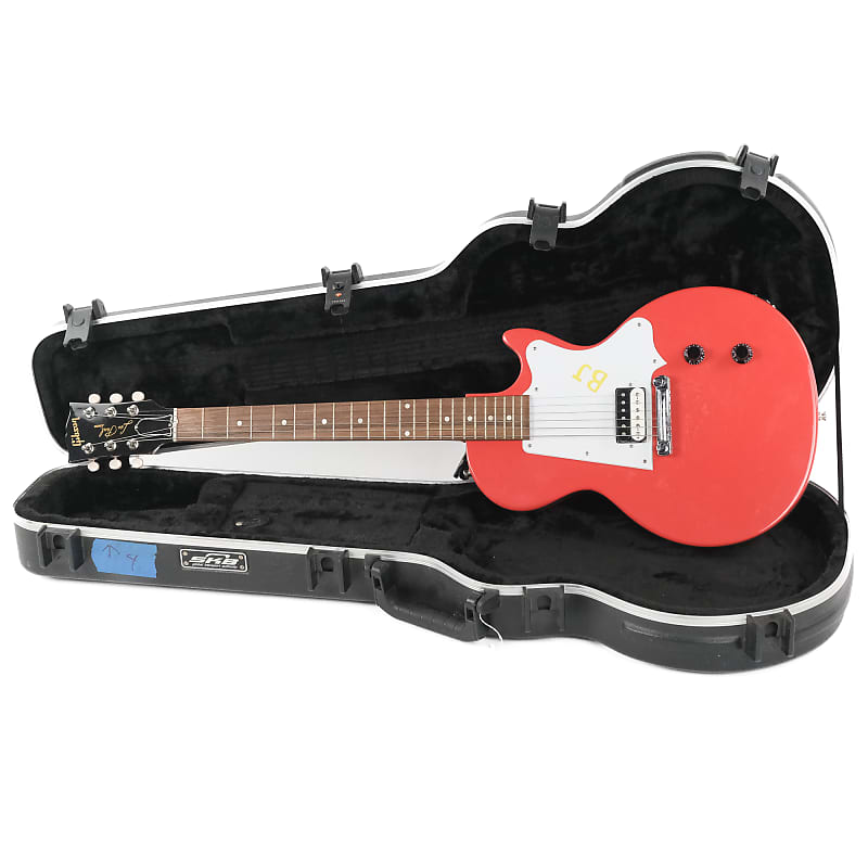 Gibson unveils new signature Billie Joe Les Paul Jr