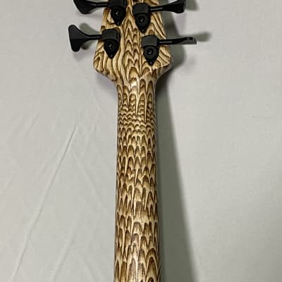 Short Scale bass Form Factor Audio Wombat Pyrographic 5-String Bass image 9