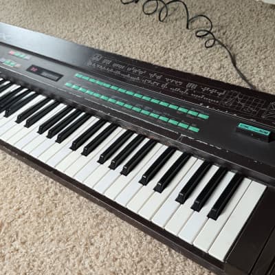 Yamaha DX7 Programmable Algorithm Synthesizer 1983 - 1987 - Black