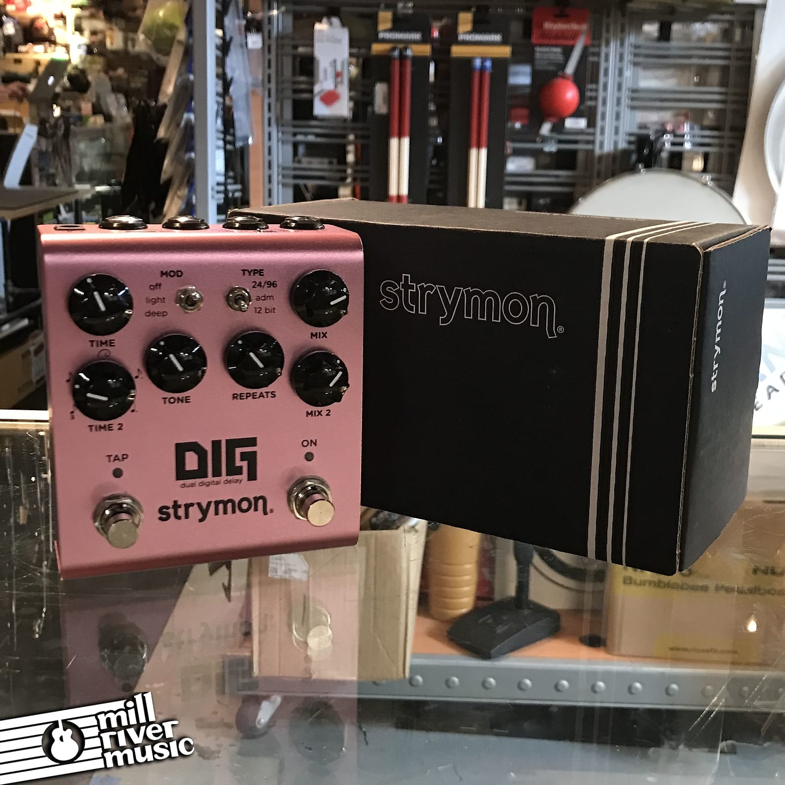 Strymon DIG V2 Next Generation Dual Digital Delay Effects Pedal w