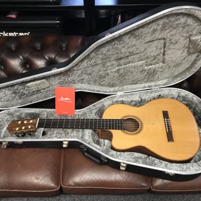 Lowden Master Built By George Lowden #353 Concert Classic Brazilian Left Hand 2001 - Natural image 14