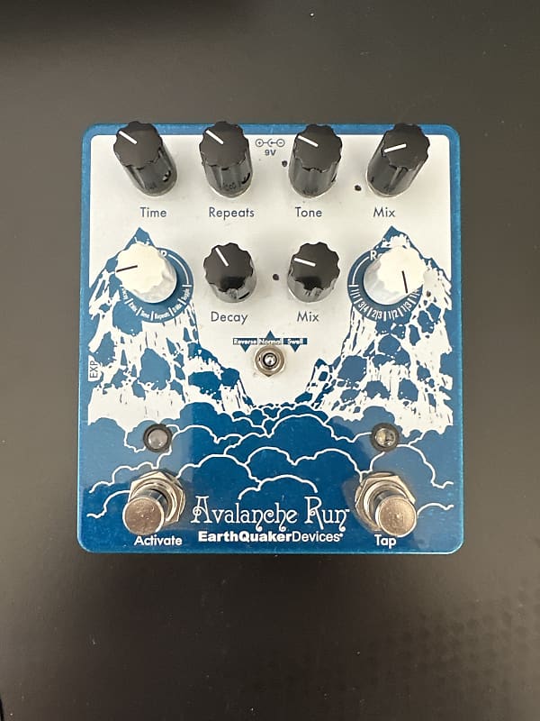 EarthQuaker Devices Avalanche Run Stereo Reverb & Delay with Tap Tempo V2