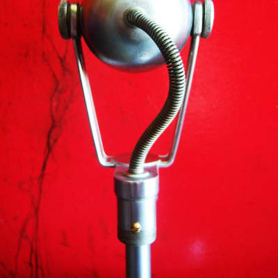 Vintage 1940's Electro-Voice 640C Omnidirectional Dynamic Microphone Hi Z w Electro Voice 423A stand display prop 630 650 726 image 10