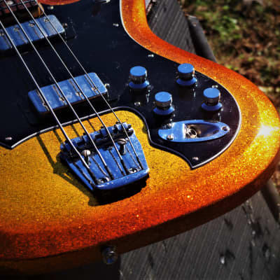 Hagstrom F400 1972 Honey Goldburst Metalflake.  Refinished. Excellent Player. Short neck bass. FAST. image 6