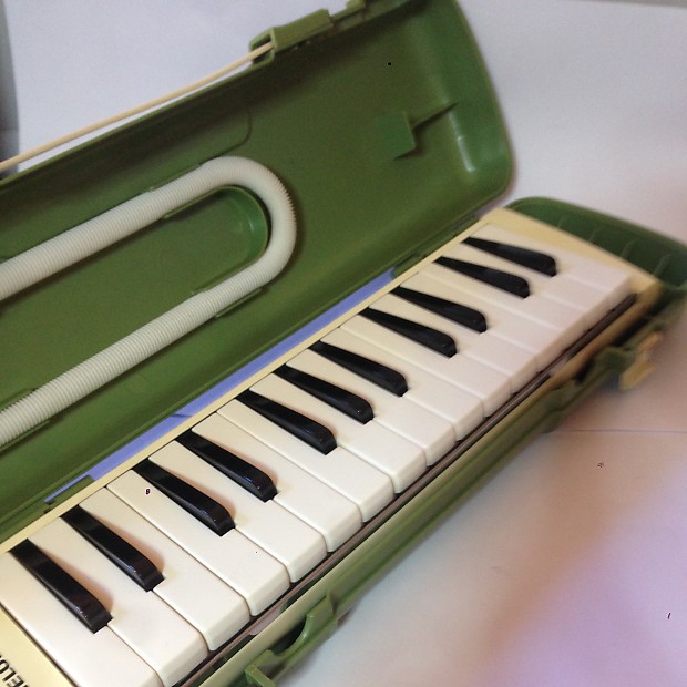 Suzuki Melodion A27 Melodica Reverb