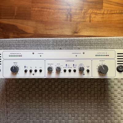 TL AUDIO IVORY 5050 - User review - Gearspace