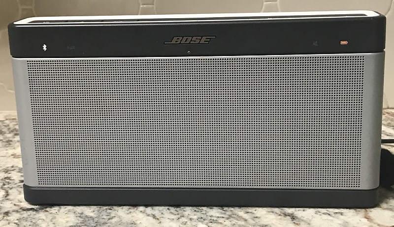 Bose SoundLink Bluetooth Speaker III Silver | Reverb