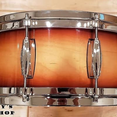 Gretsch 5.5x14" USA Custom Snare Drum in Amber Walnut Burst Finish image 5