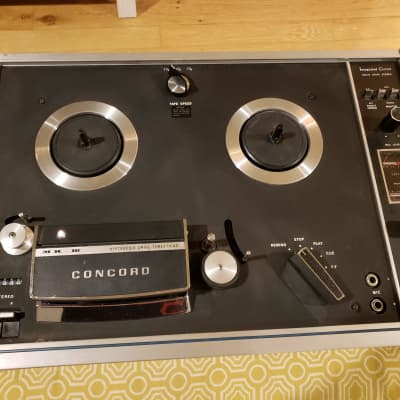 Concord Reel to Reel Tape Recorder - 1960's Near Mint Condition! - Works  Perfectly and Sounds Amazing! - Epic Reel to Reel!
