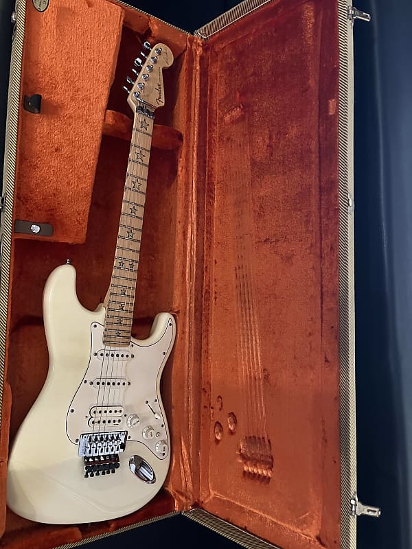 ギター VINTAGE Fender Richie Sambora Signature Fender Richie Sambora Signature Stratocaster 1993 - 1999