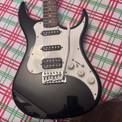 AXL Stratocaster with 