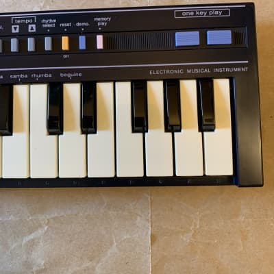 Casio PT-1 29-Key Mini Synthesizer 1982 - 1988 - Black EC with Users Manual Booklet image 7