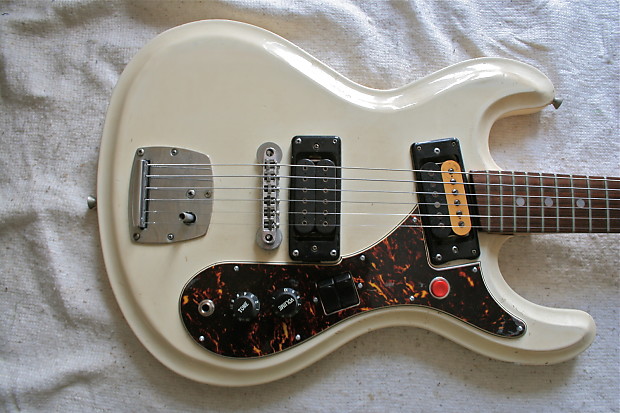 ARIA DIAMOND 1720 BASS UNIVOX 1970 Aria Diamond Univox Hi-Flier