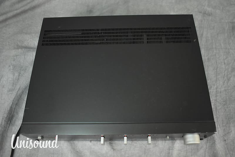 Technics SU- A6 stereo DC control amplifier in very good Technics SU- A6 stereo DC control amplifier in very good