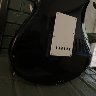 Yamaha EG 112 Black “Strat style” SSH with tremolo! image 3
