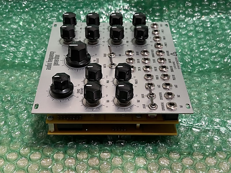 鍵盤楽器 Livewire Audio Frequency Generator Livewire AFG (Audio Frequency Generator) - Big City Music