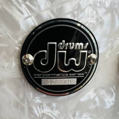 Used DW Performance 6.5x14 Snare Drum (White Marine) image 7