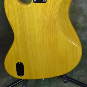 Atelier Z Guitar Works Electric Jazz Bass Mas Hino Build For